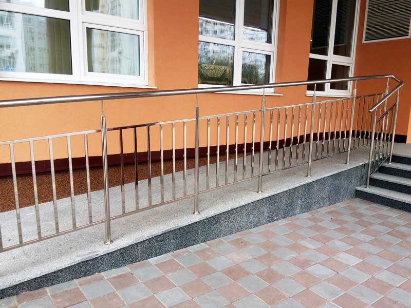 Ограждение для пандуса из нержавейки (1)
