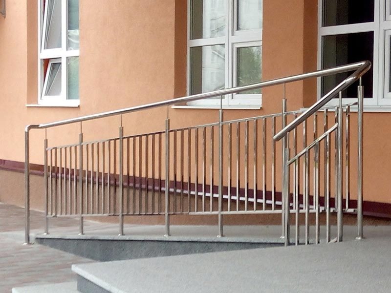 Ограждение для пандуса из нержавейки (4)