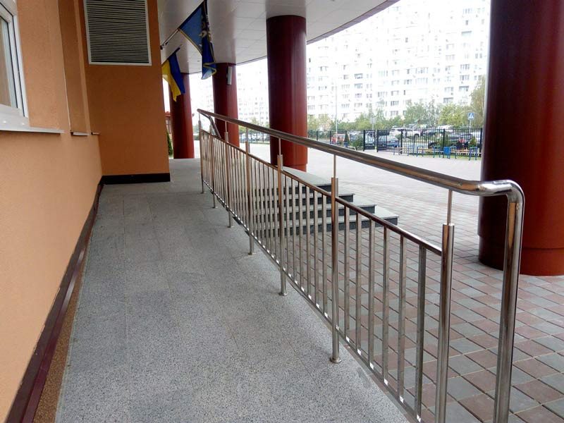 Ограждение для пандуса из нержавейки (1)