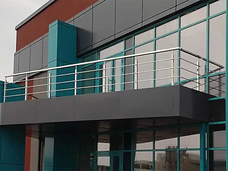 Перила з нержавійки на балкон