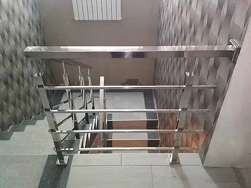 Перила на сходи