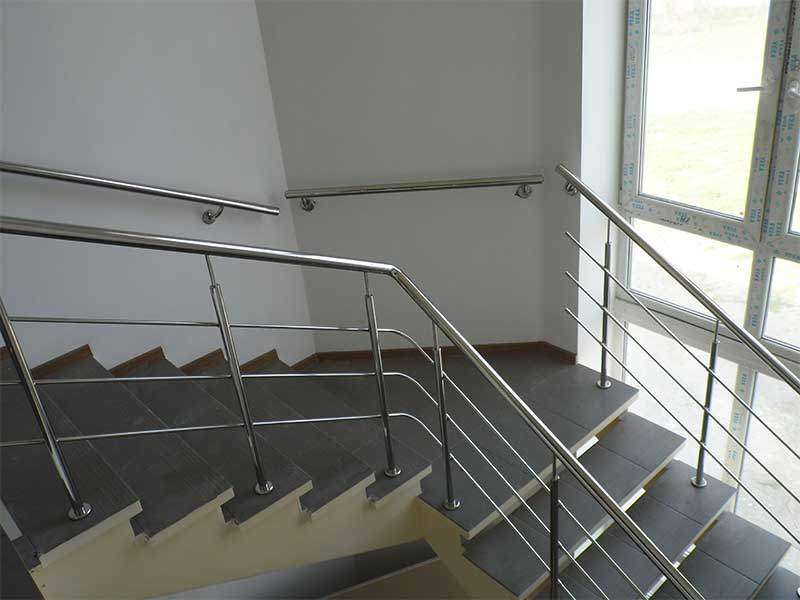 Поручни на лестницу, Поручни, Поручни из нержавейки