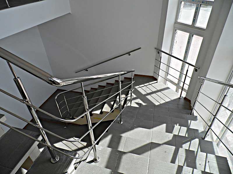 Поручни на лестницу, Поручни, Поручни из нержавейки