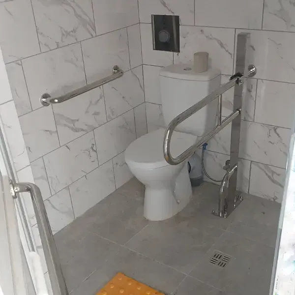 Поручні для інвалідів, Поручні для МГН, Поручні в санвузол, Поручні для інвалідів в туалет, Поручні для умивальника
