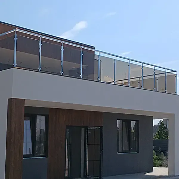 Скляні перила на терасу, Стеклянные перила на террасу
