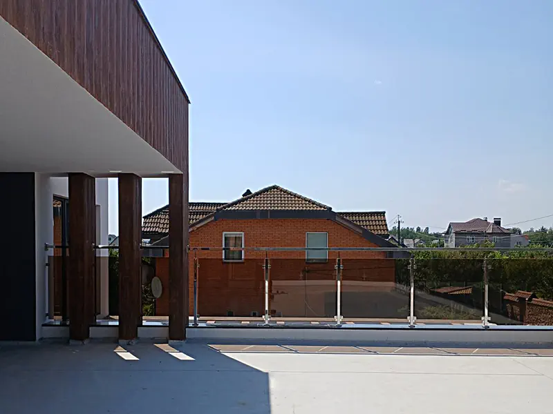 Стеклянные перила на террасу, стеклянные перила купить, стеклянная терраса